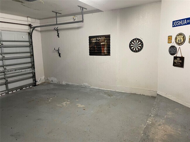 Building Photo - 20774 SW 90th Pl