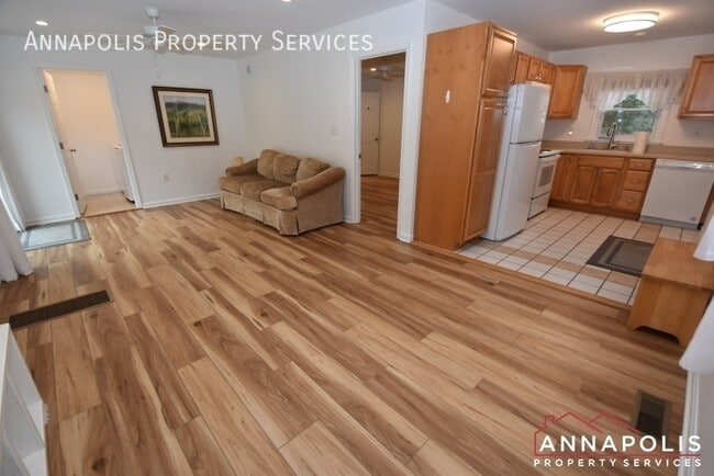 Building Photo - 254 Severn Rd