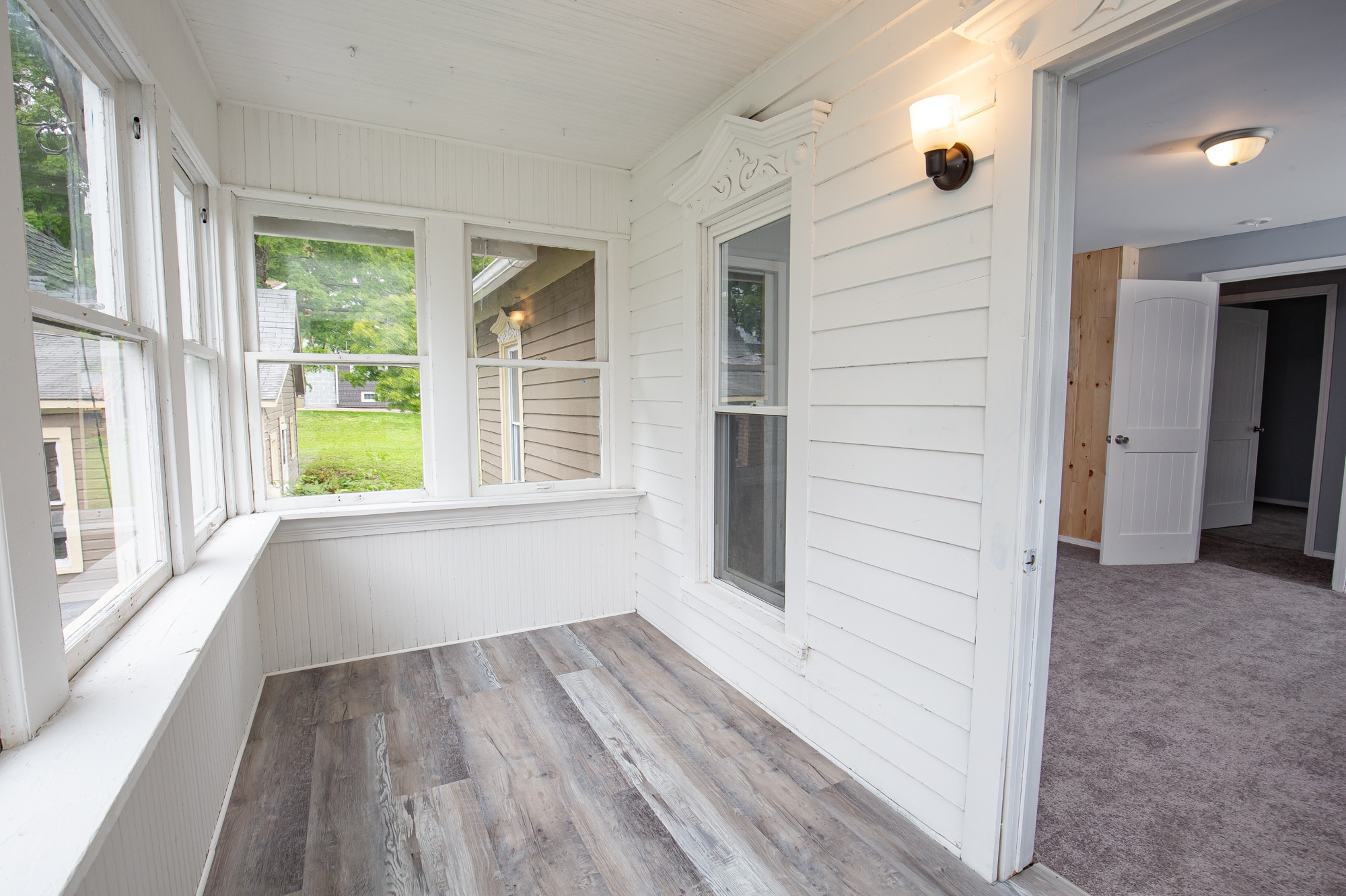 Building Photo - 399 S Division St