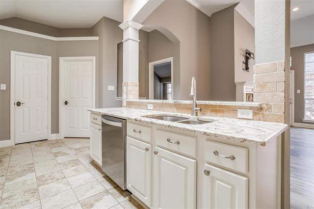 Building Photo - 8113 Springmoss Dr