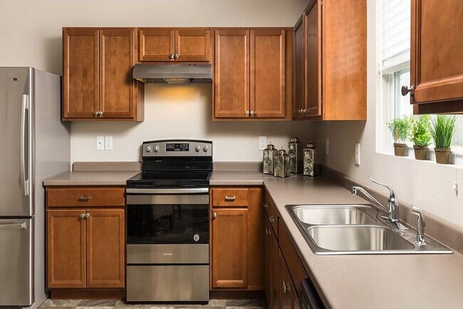 Building Photo - Newer Home at Great Value in Mattawan!