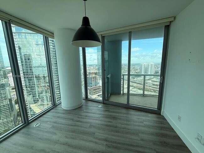 Building Photo - 888 Biscayne Blvd