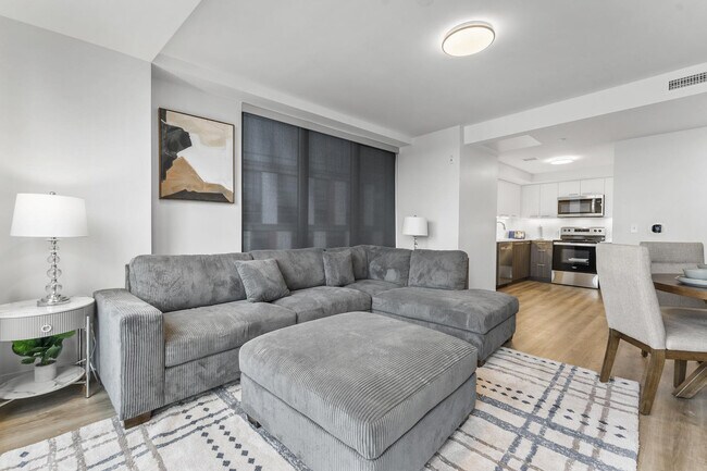 Building Photo - 284 Western Ave