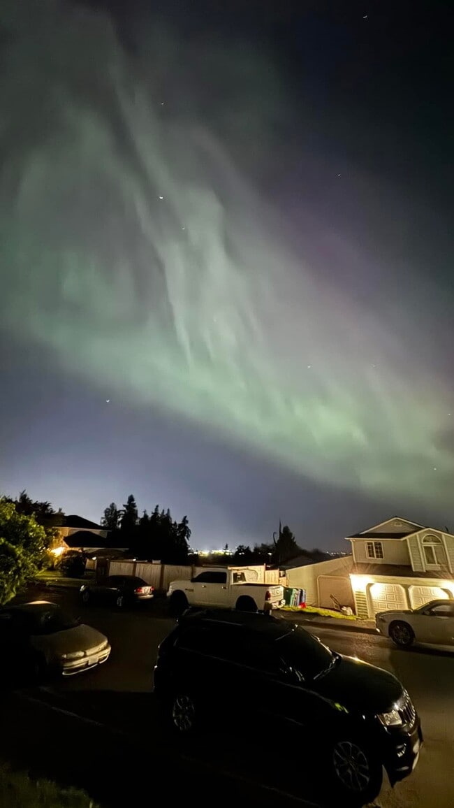 Building Photo - 6904 54th Pl NE