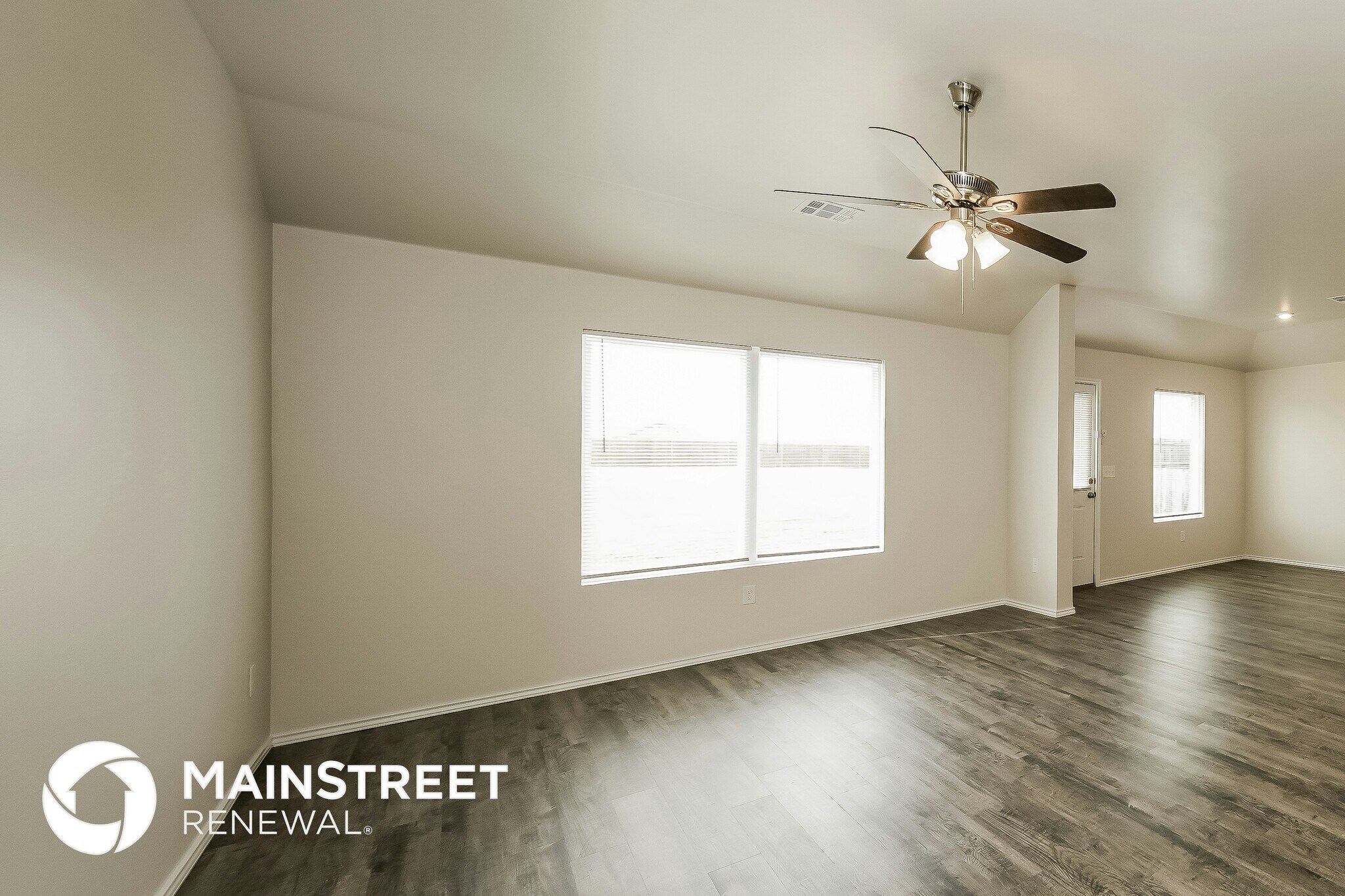 Building Photo - 9513 Laredo Ln