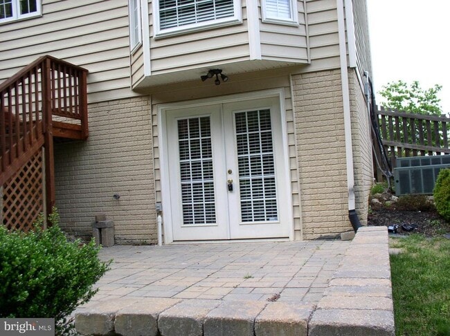 Building Photo - 5910 Sunlight Mountain Rd