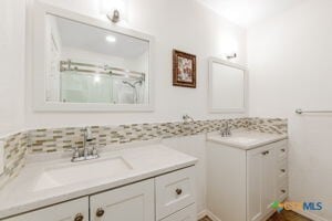 Building Photo - 211 W Mockingbird Ln