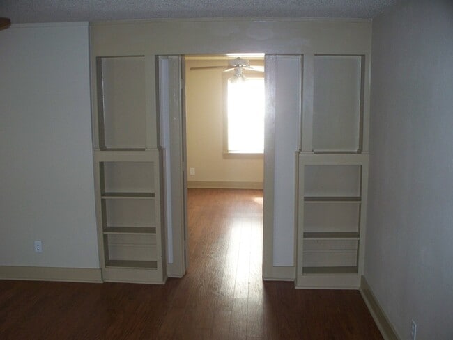 Building Photo - 705 South St