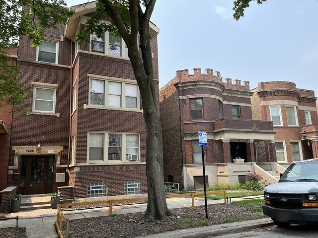 Primary Photo - 6624 S Minerva Ave
