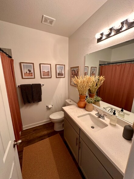 Building Photo - 9810 Reunion Pkwy