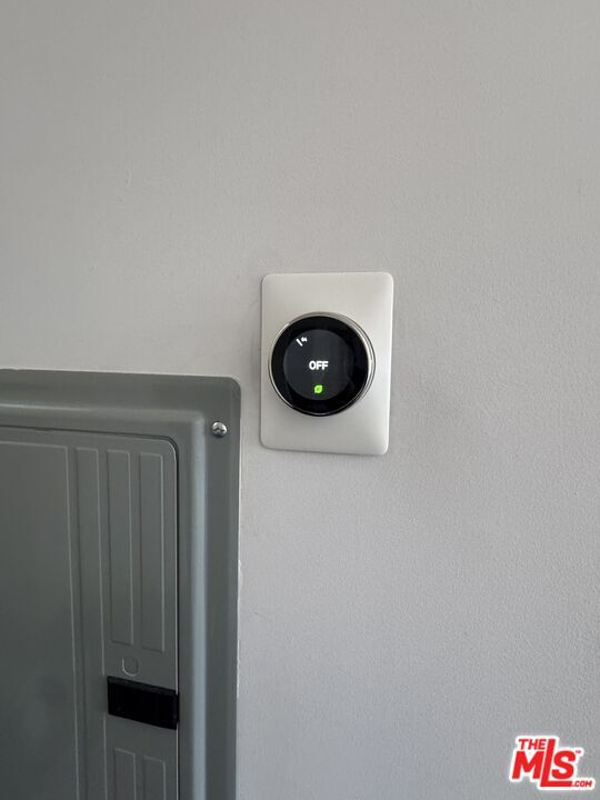 Building Photo - 1739 S Barrington Ave