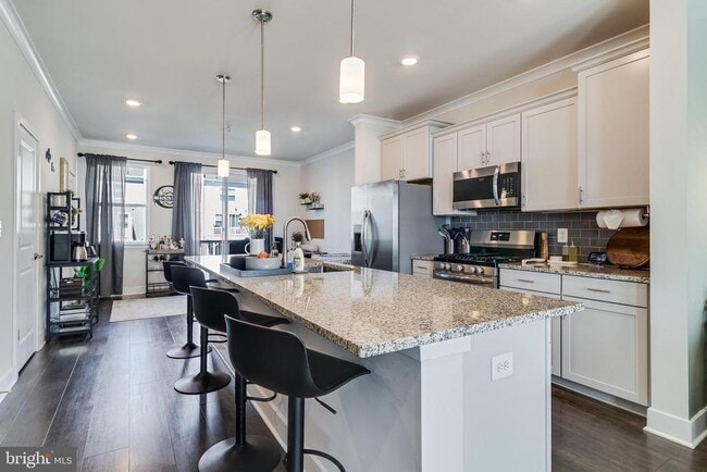 Building Photo - 5921 Kate Chopin Pl