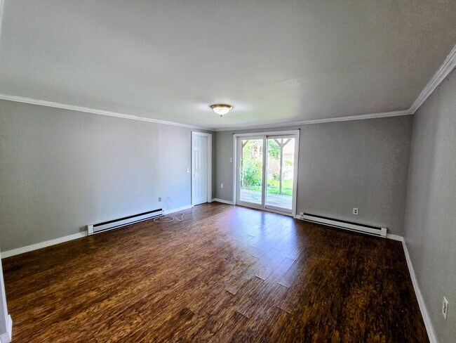 Building Photo - 5657 Wood Ln