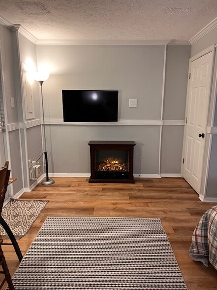 Building Photo - 5871 Clarendon Springs Pl