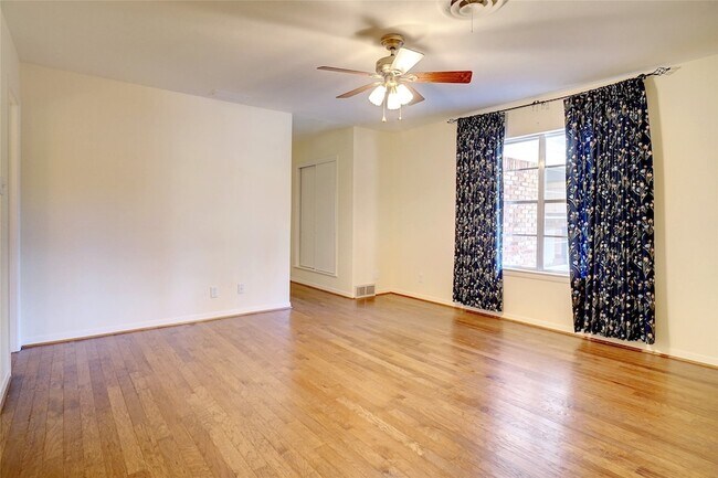 Building Photo - 6348 Juneau Rd