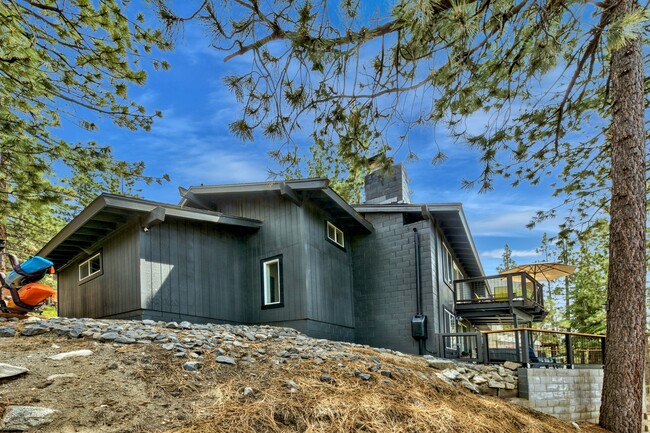 Building Photo - 3576 Overlook Ct