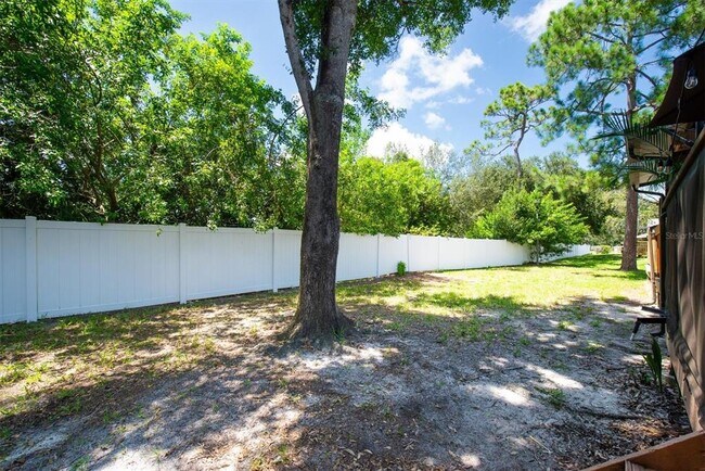 Building Photo - 6494 92nd Pl N