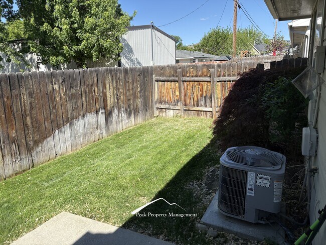 Building Photo - 6196 W Villa Park St