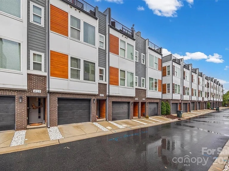 Building Photo - 4127 Bryant Terraces Dr