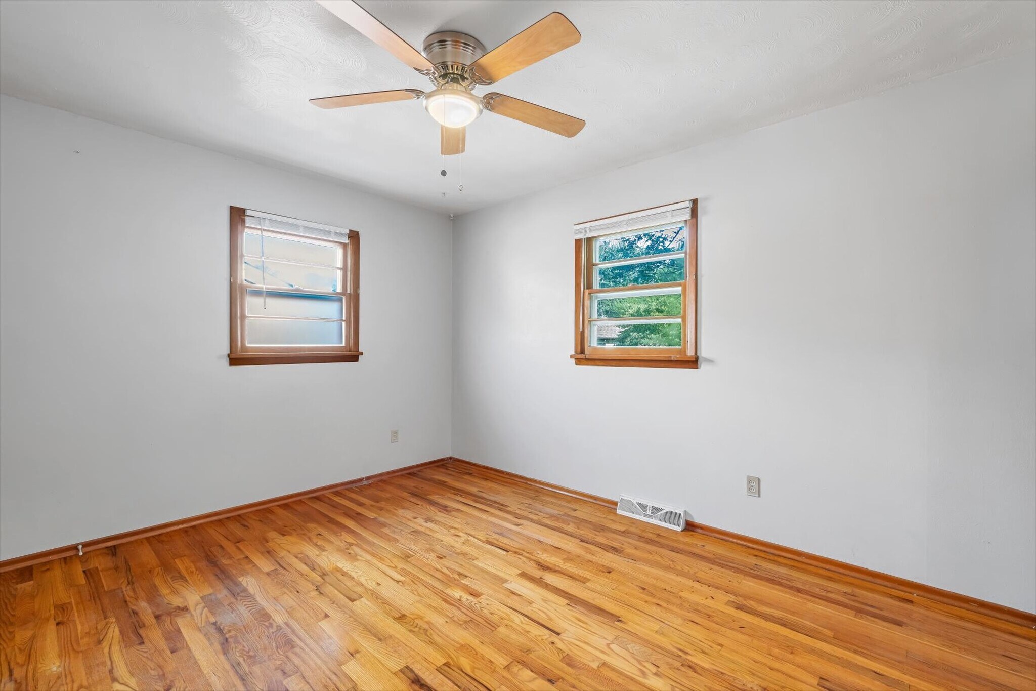 Building Photo - 243 Reasor Dr