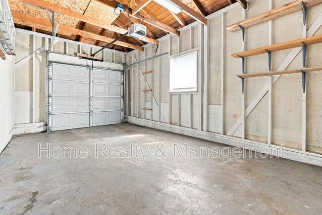Building Photo - 10807 Larry Dr
