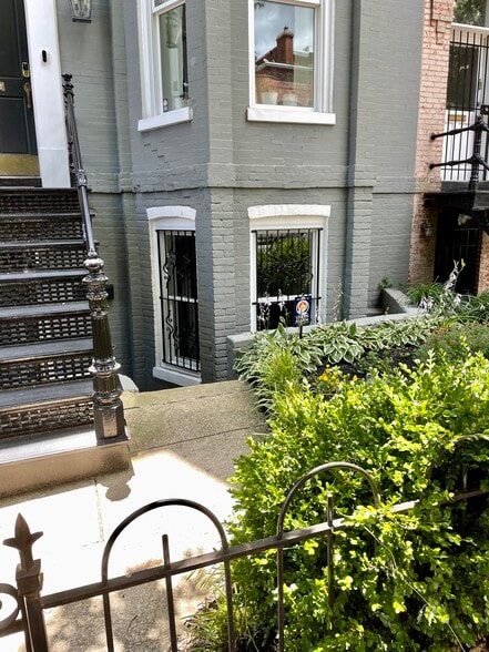 Building Photo - 1318 T St NW