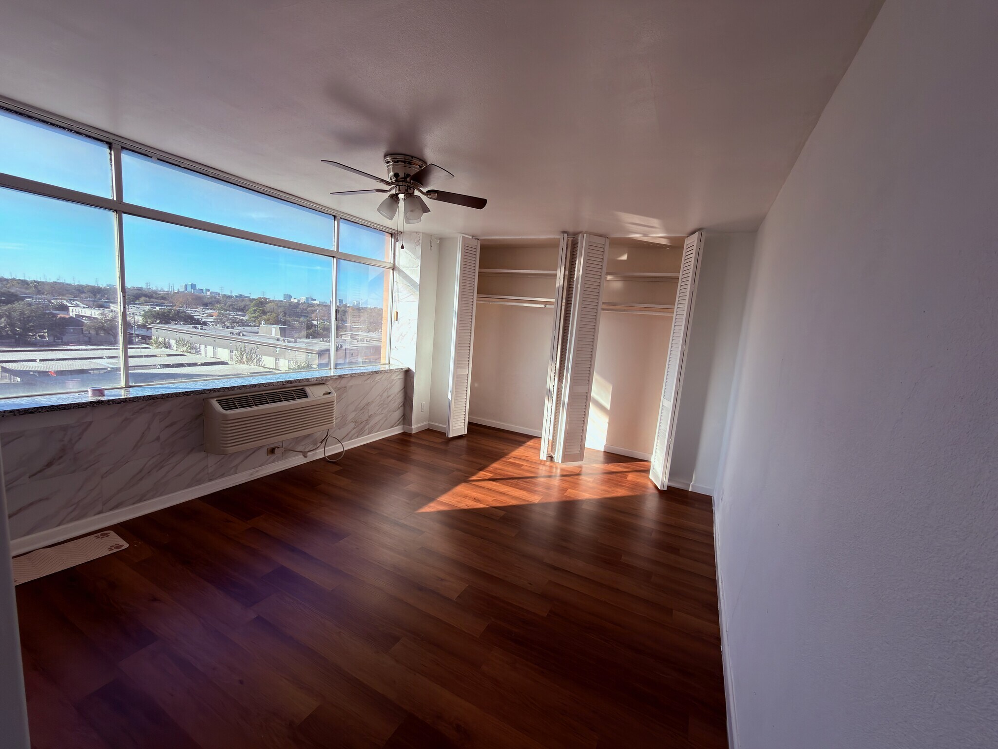 Building Photo - 7520 Hornwood Dr