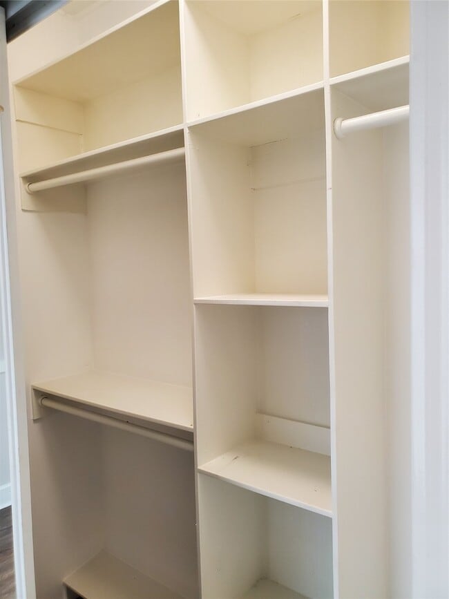 Building Photo - 1205 2nd St