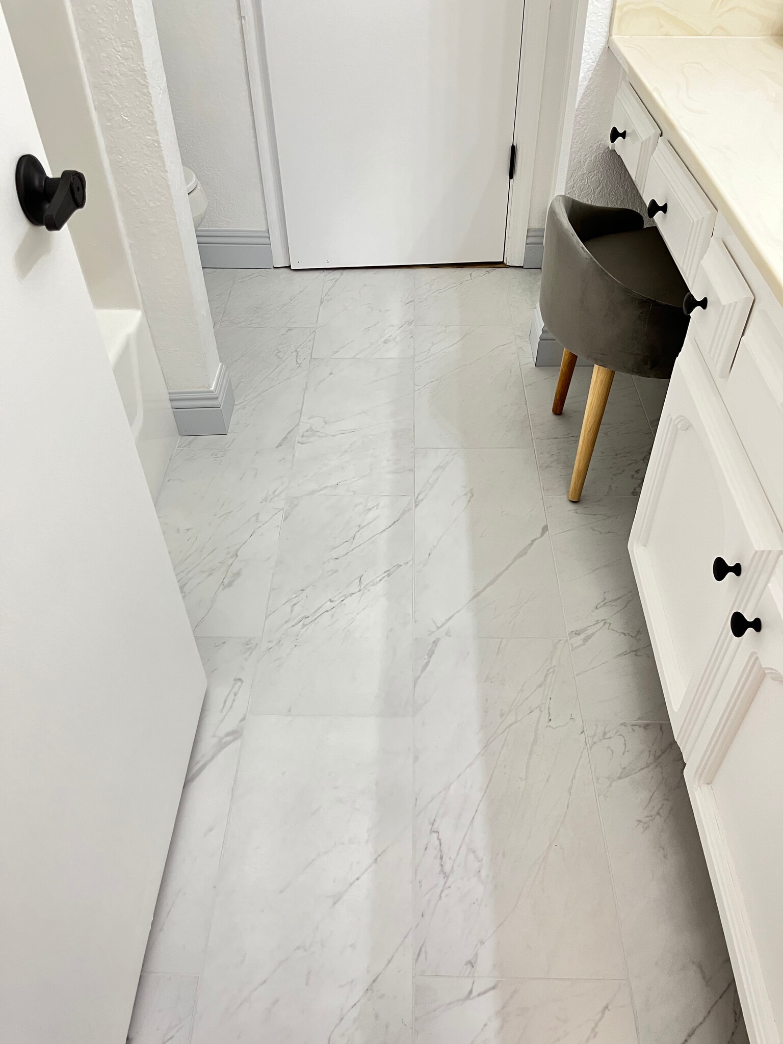 New Porcelain tile - 847 Mission Sierra Ct