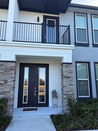 Building Photo - 2117 Broome St