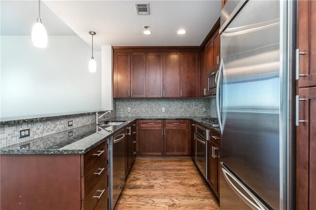 Building Photo - 270 17th St NW