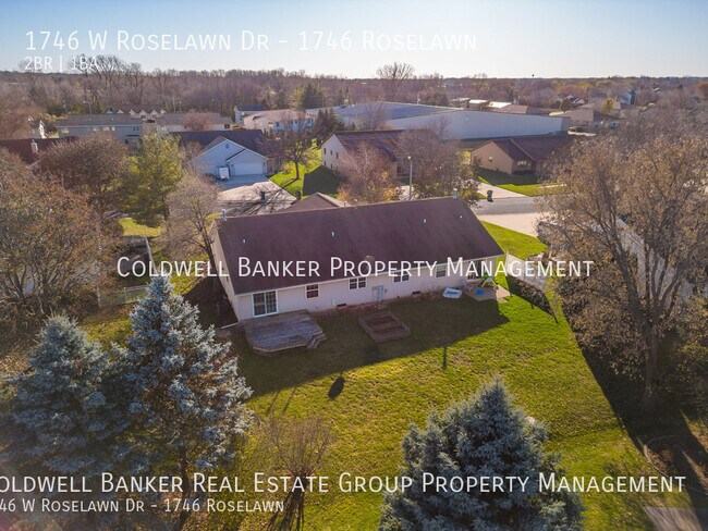 Building Photo - 1746 W Roselawn Dr