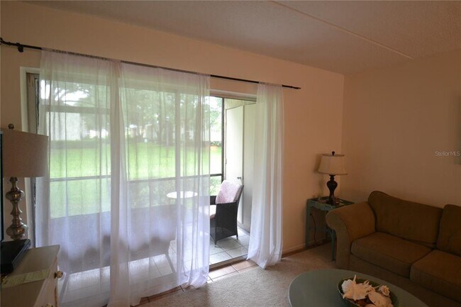 Building Photo - 123 Cypress Ct