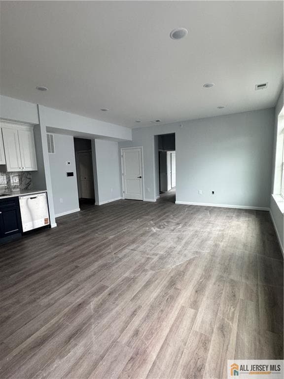 Building Photo - 617 Lincoln Blvd