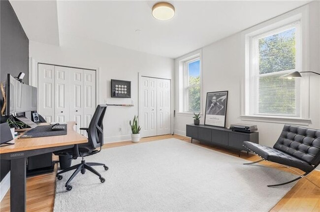 Building Photo - 480 Orchard Ave