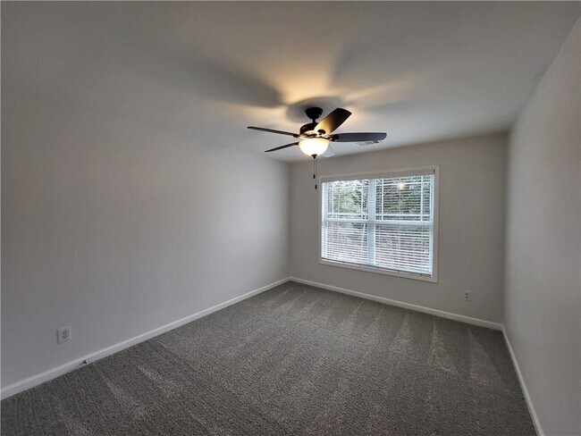 Building Photo - 4231 Suwanee Brook Ct