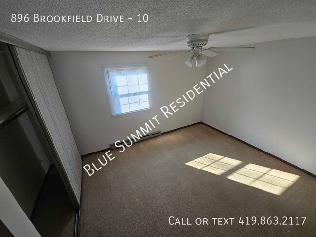 Building Photo - *** Rental Special $100 off first months R...