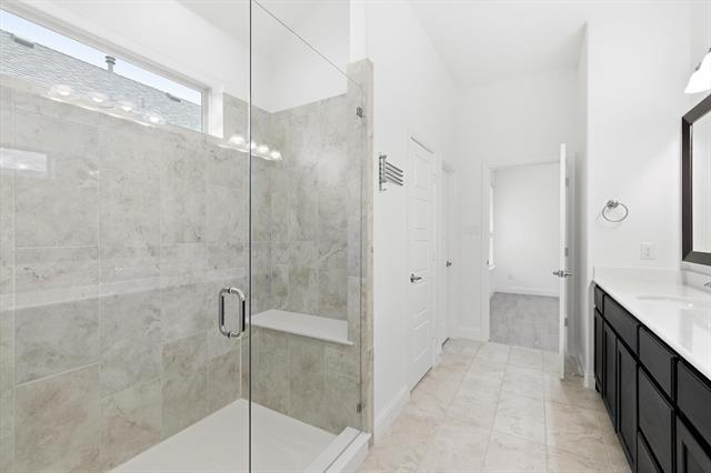 Building Photo - 916 10th St