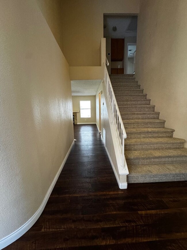 Building Photo - Charming 3 bedroom Green Valley home
