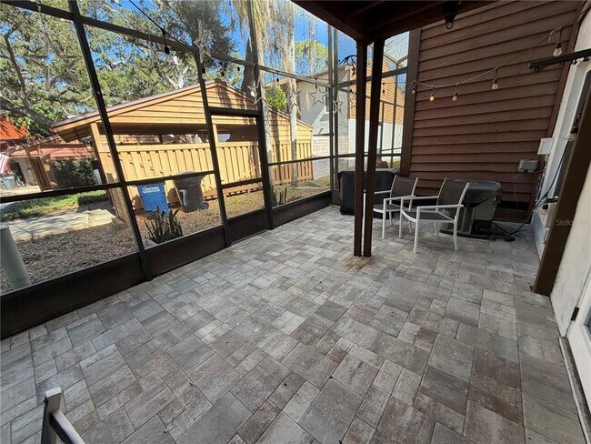 Building Photo - 799 Fairwood Ln