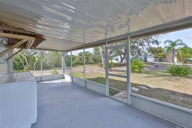 Building Photo - 219 Island Water Way