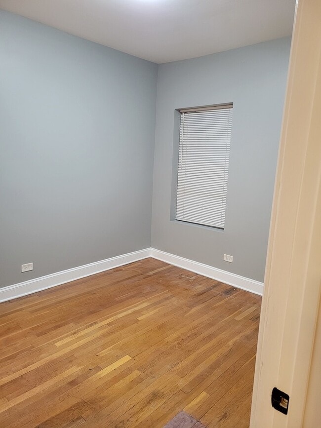 Building Photo - 7943 S Ada St