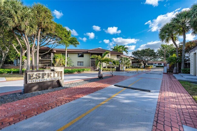 Primary Photo - 9647 SW 138th Ave