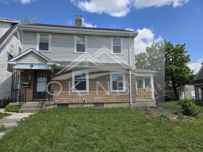 Building Photo - 1738 Radcliffe Rd