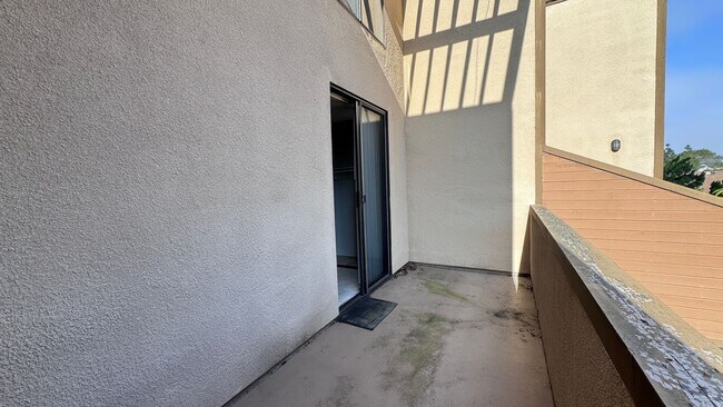Building Photo - SoCal Serenity Meets Modern Comfort