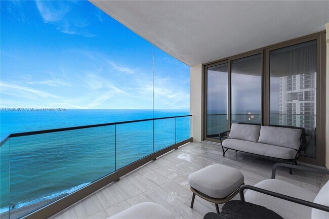 Building Photo - 17975 Collins Ave