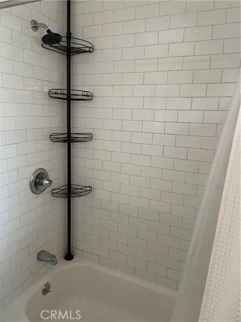 Building Photo - 1327 Douglas St