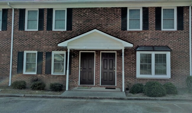 Primary Photo - Haymont Area - 2 Bedroom Townhome for rent
