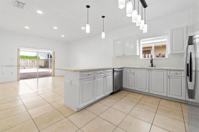 Building Photo - 18348 SW 139th Pl