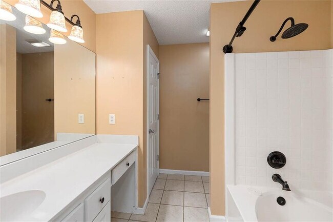 Building Photo - 106 Lagoon Way